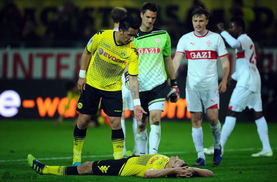 足球反击名场面_足球经典反超_足球历史经典反超